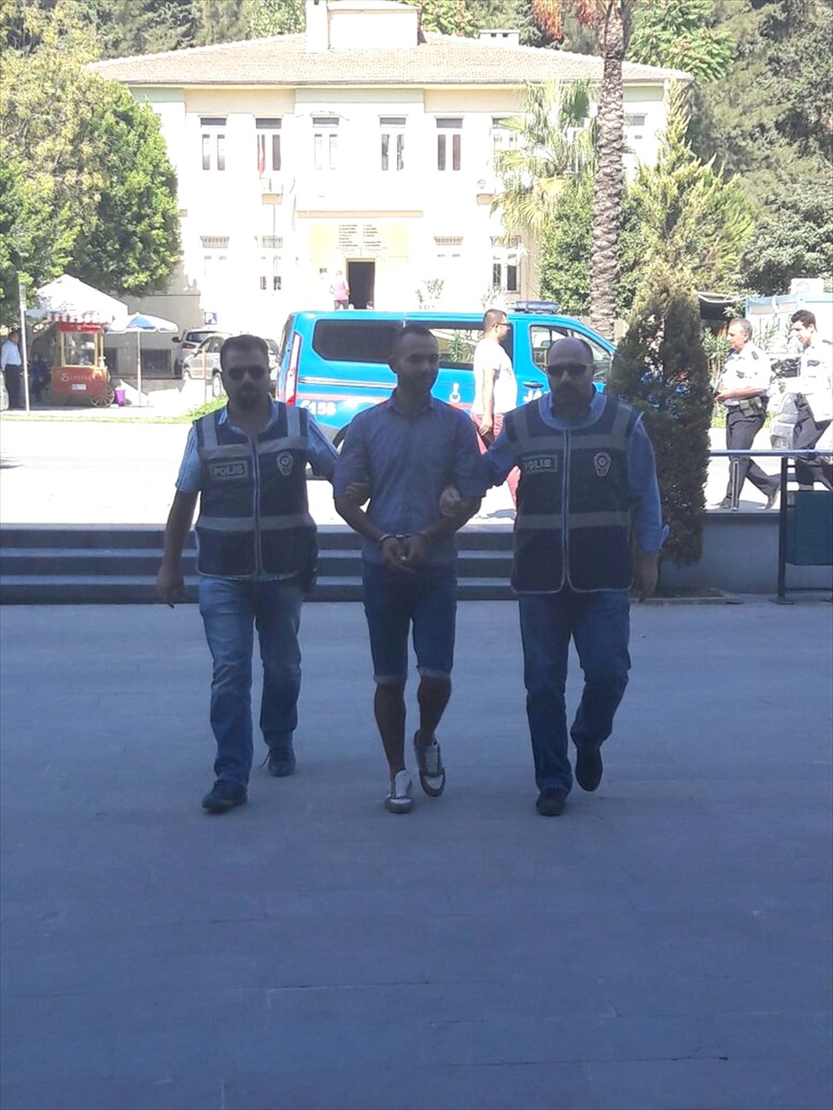 Manavgat\'ta Yayaya Çarptıktan Sonra Kaçan Motosiklet Sürücüsü Yakalandı