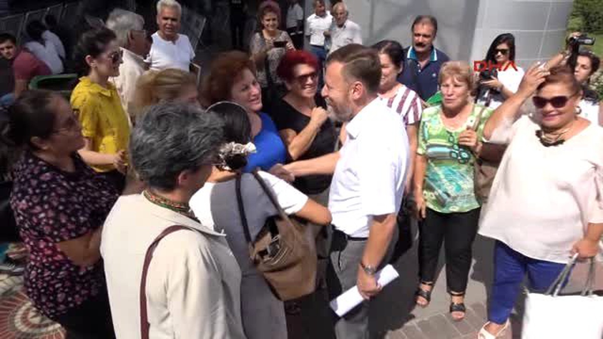Mersin CHP\'li Vekil Balık Ölümleri İçin Suç Duyurusunda Bulundu