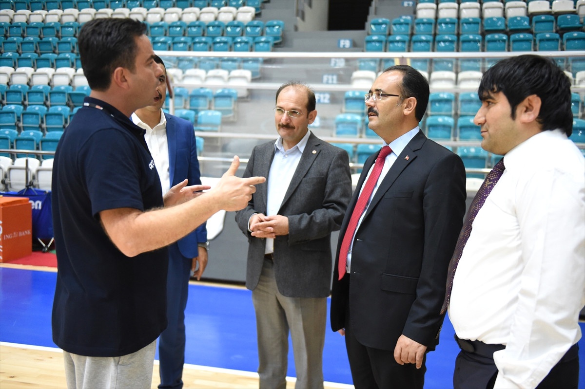 Muratbey Uşak\'ta Cluj Napoca Maçı Hazırlıkları