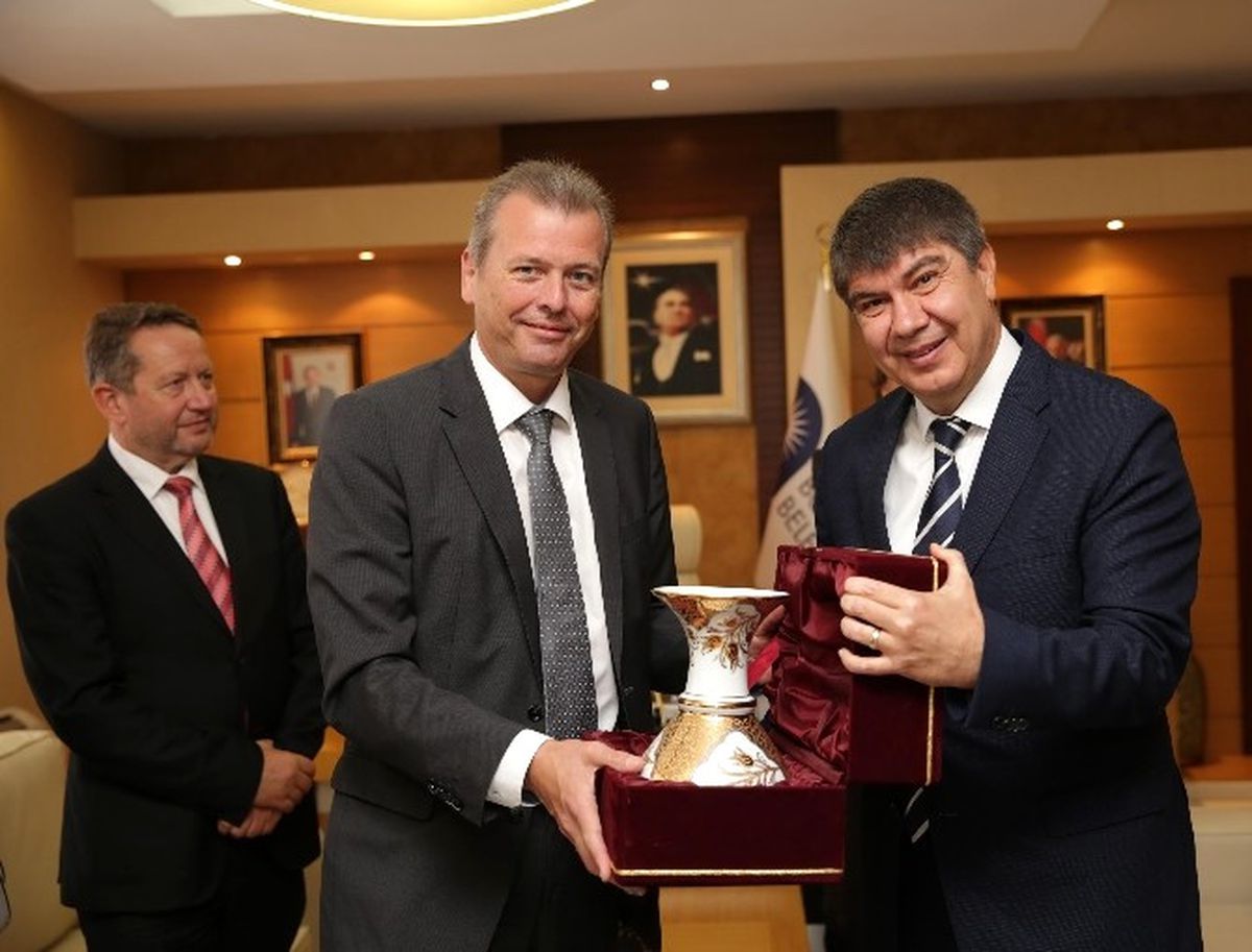 Nürnberg Belediye Başkanı\'ndan Büyükşehir\'e Ziyaret