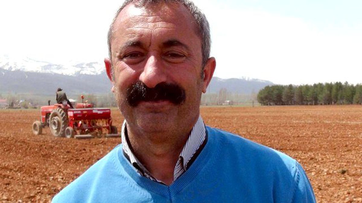 Ovacık'ın Komünist Belediye Başkanı Amerikan Kazağı Giydi