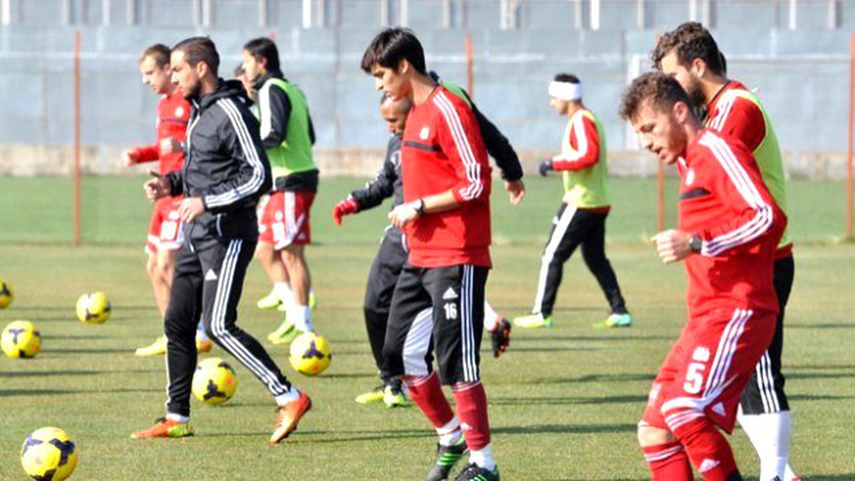 Sivasspor\'da Futbolculara İki Gün İzin