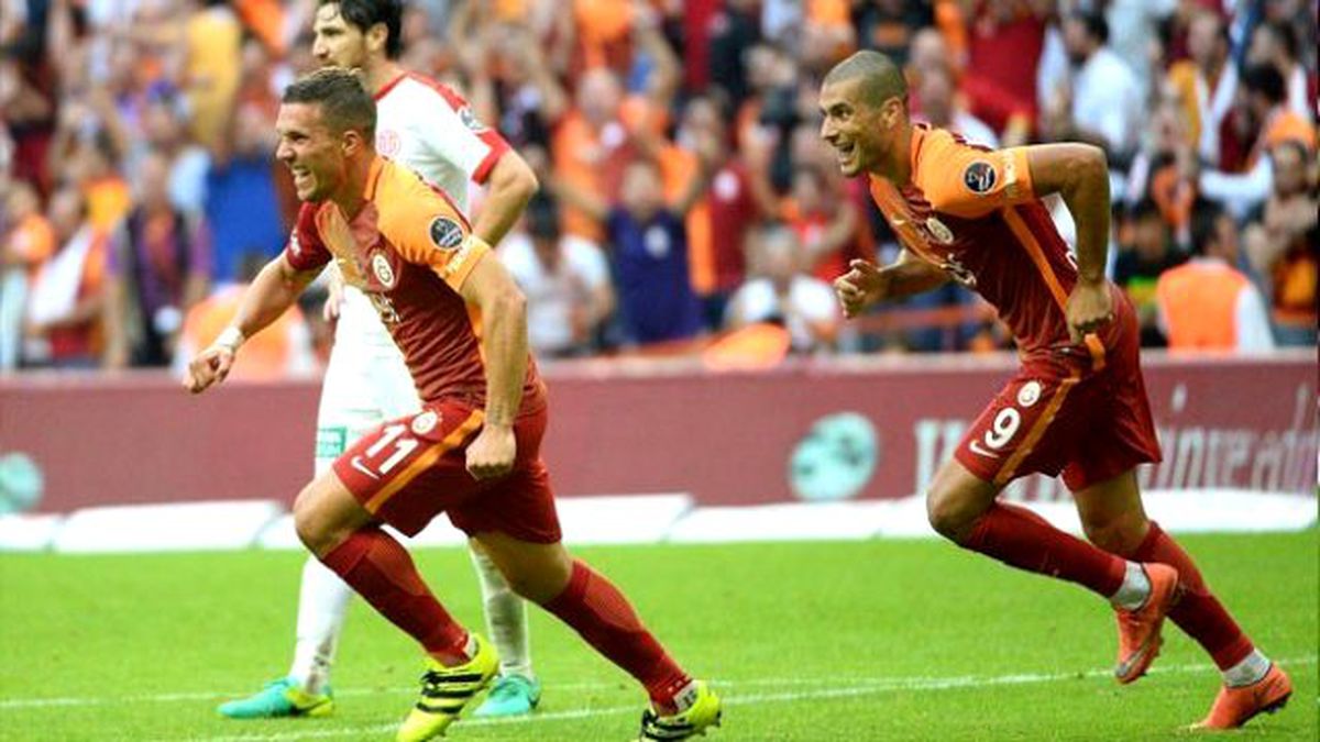 Sneijder\'siz de Olur