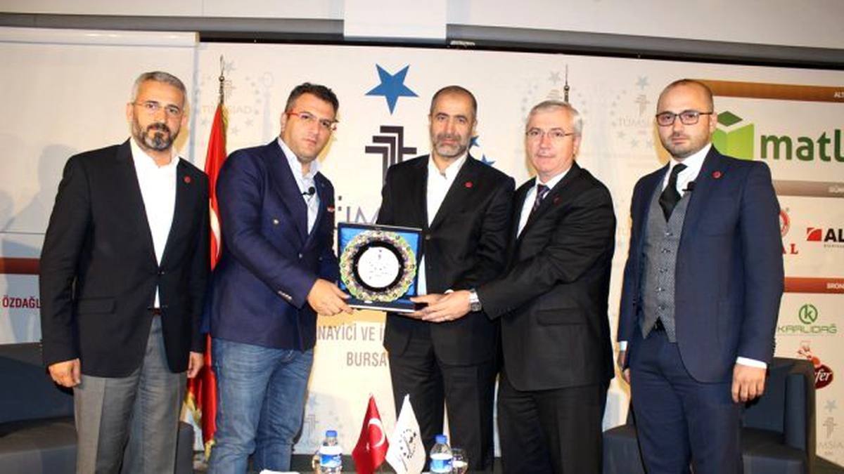 TÜMSİAD Bursa, Gazeteci Yazar Cem Küçük\'ü Konuk Etti