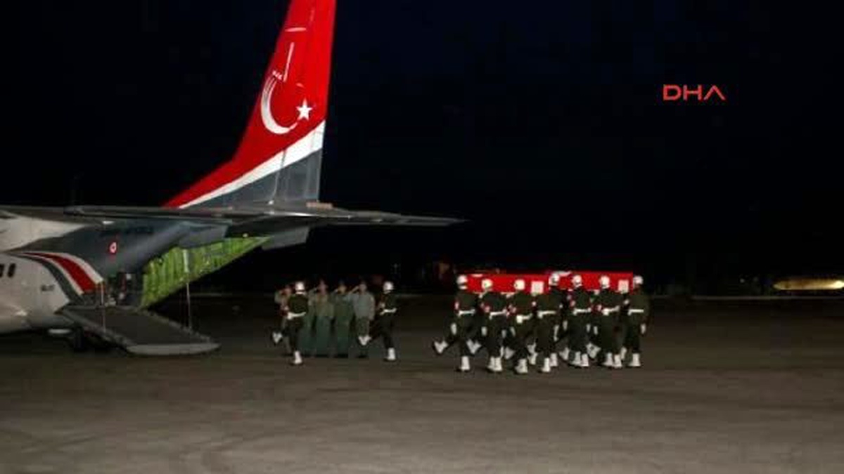 Van - Yüksekova\'da PKK\'dan Bombalı Tuzak; 2 Şehit, 1 Yaralı