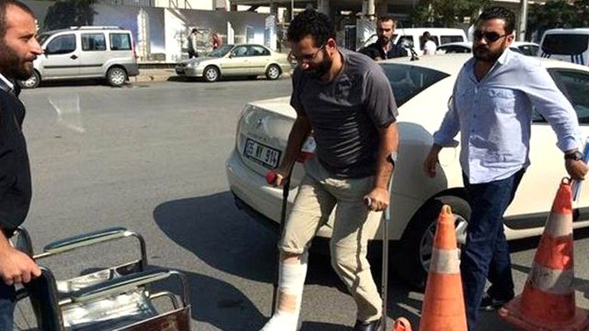 Polisten Kaçarken Ayağı Kırılan Eski Savcı Mahkemeye Sevk Edildi