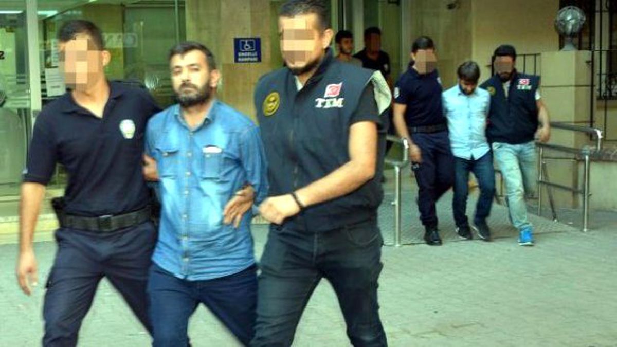 Son Dakika! Adana Polisi Bomba Yüklü Araçlarla Saldırıyı Önledi