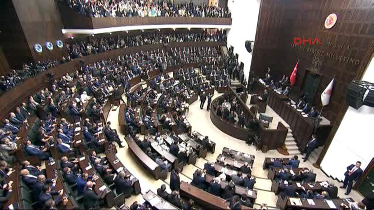 Başbakan Yıldırım\'dan AK Parti Teşkilatlarına Hiç Kimse Fetö\'nun Oyununa Gelmesin -1