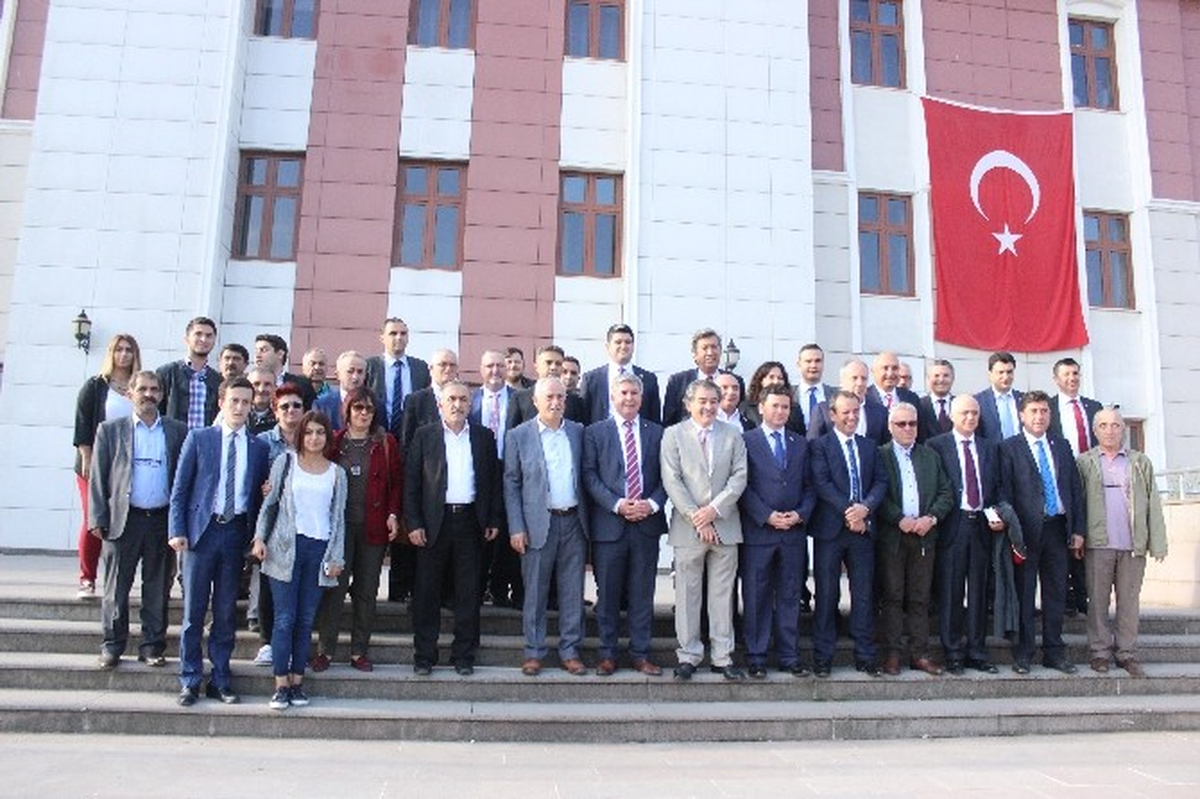 CHP Düzce İl Başkanı Tozan\'a Yapılan Saldırının İlk Duruşması Yapıldı