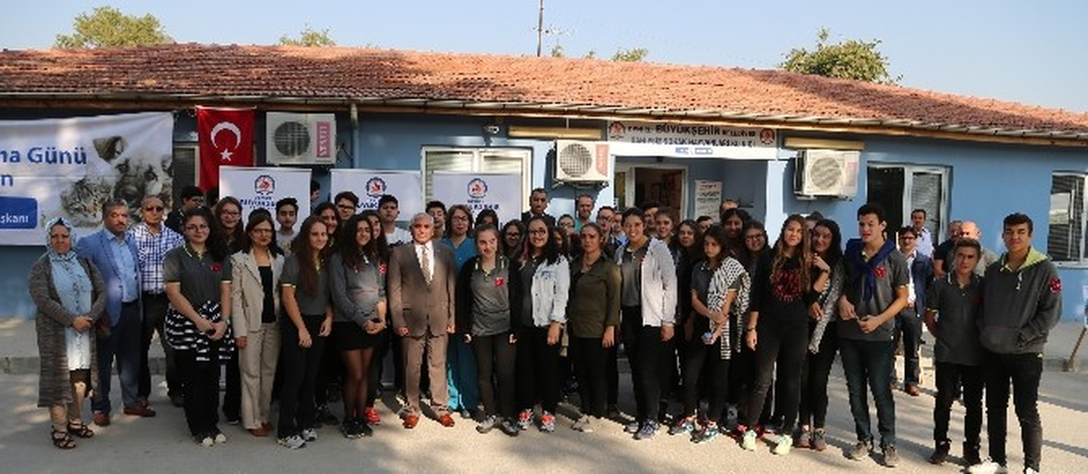 Denizli Büyükşehir\'den Dünya Hayvanları Koruma Günü Etkinliği