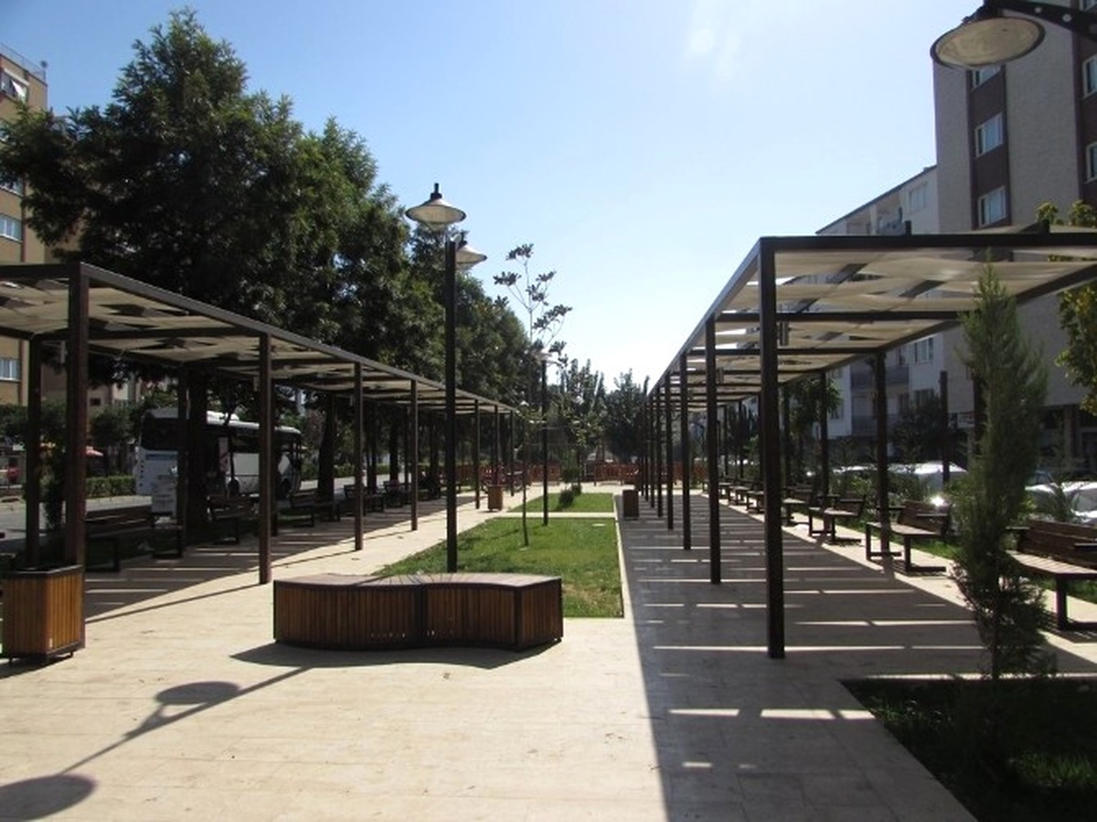 Efeler Halkı Park ve Kafeteryalarına Kavuşuyor