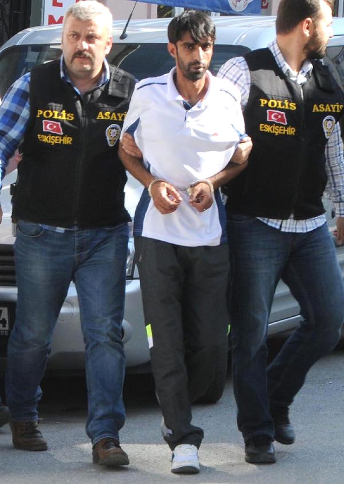 Eşini 49 Yerinden Bıçaklayarak Öldürdü (2)