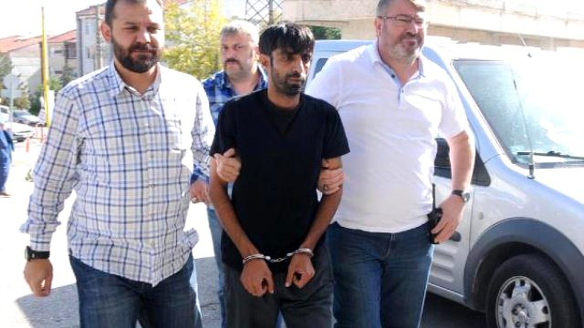 Eşini 49 Yerinden Bıçaklayarak Öldürdü (3)