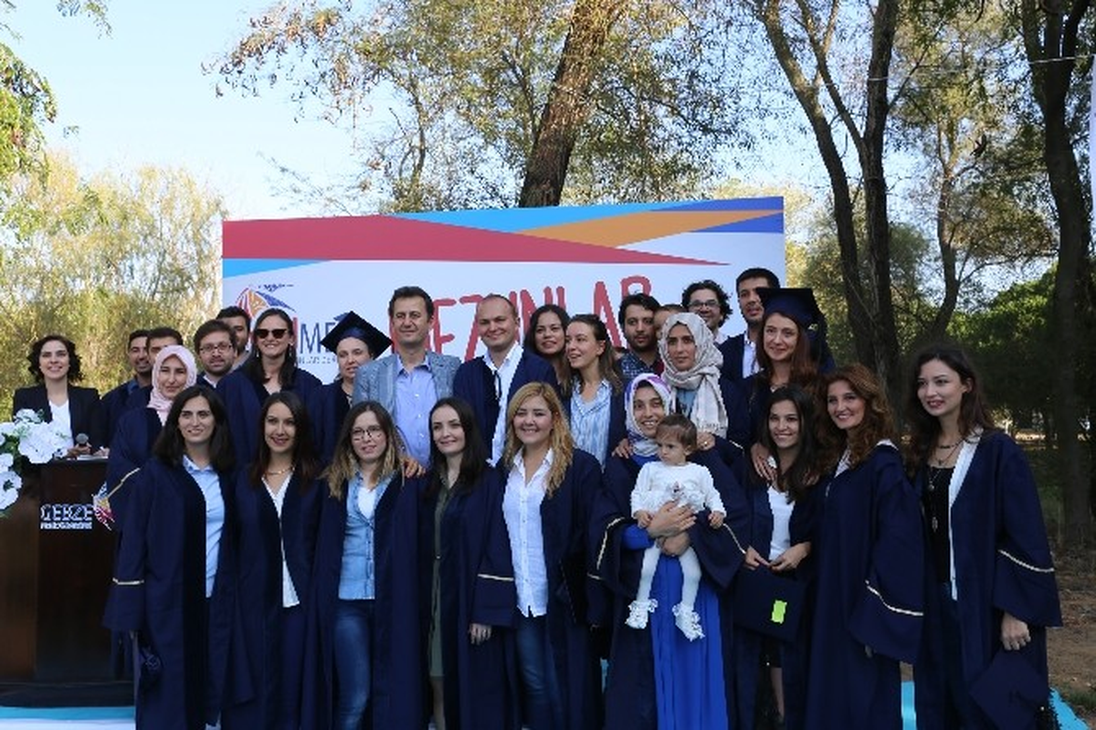 Gtu\'lu Öğrenciler Mezuniyetten 6 Yıl Sonra Kep Attı