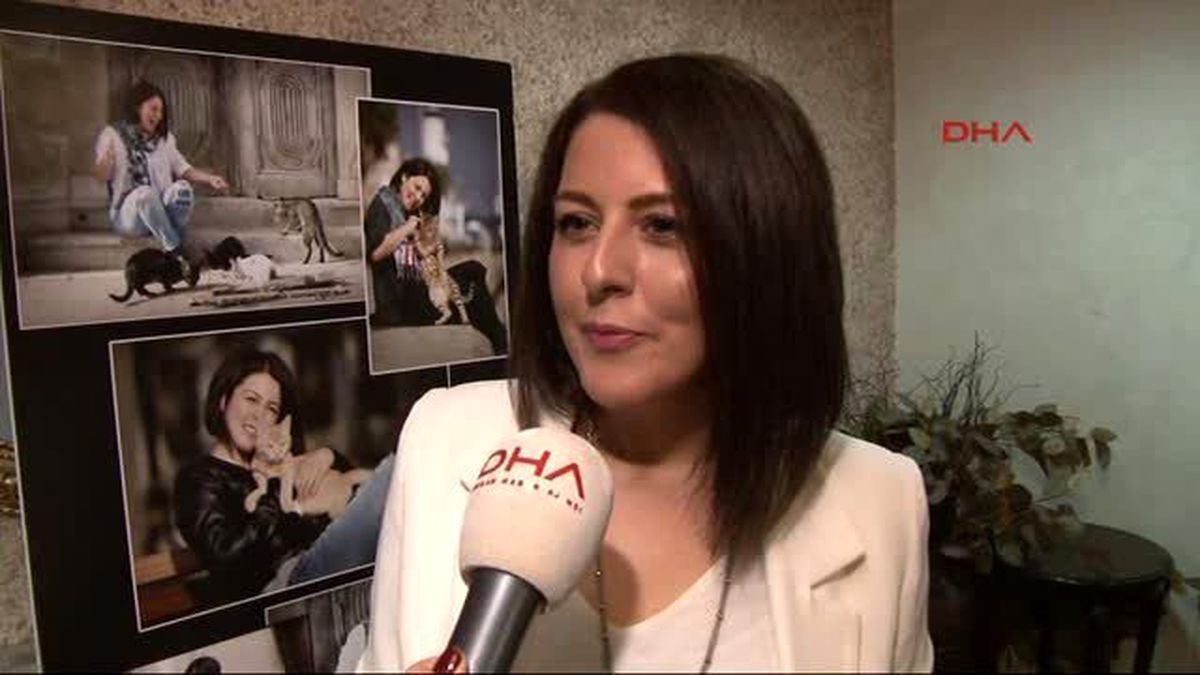 İlk Klibinin Başrol Oyuncuları Sokak Kedileri Oldu