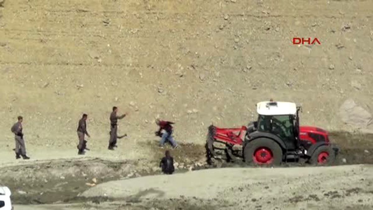 Isparta\'da Baraj Kıyısında Mühimmat Bulundu