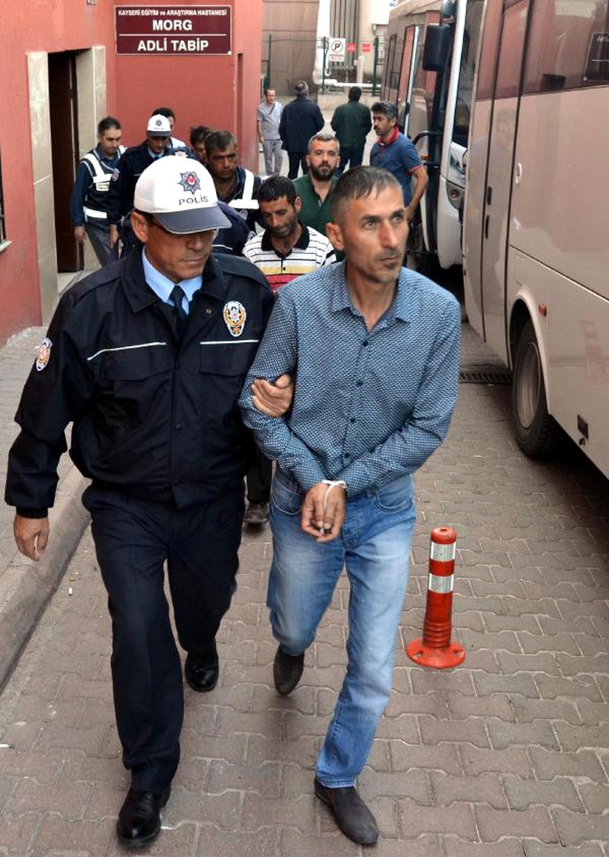 Kayseri\'de Fetö\'den Gözaltına Alınan 30 Kişi Adliyede