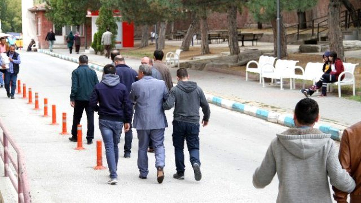Kayseri Şeker Fabrikasından Fetö/pdy Kapsamında 5 Kişi Tutuklandı