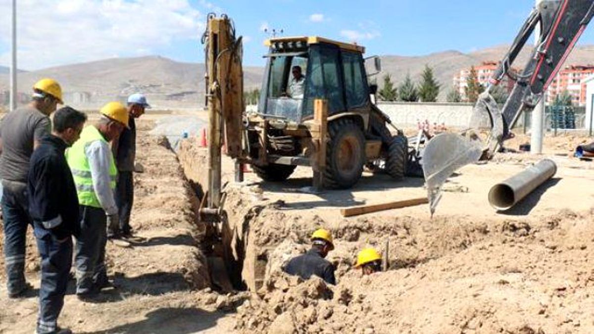 Merkezdeki 7 Mahallede Su Şebeke Çalışması Tamamlandı