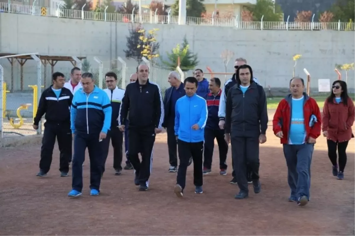 Nevşehir'de Sağlıklı Yaşam Yürüyüşü Yapıldı