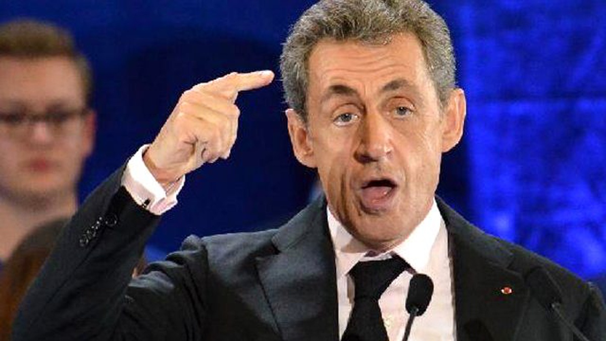 Sarkozy: Türkiye Avrupa\'ya Değil, Asya\'ya Ait