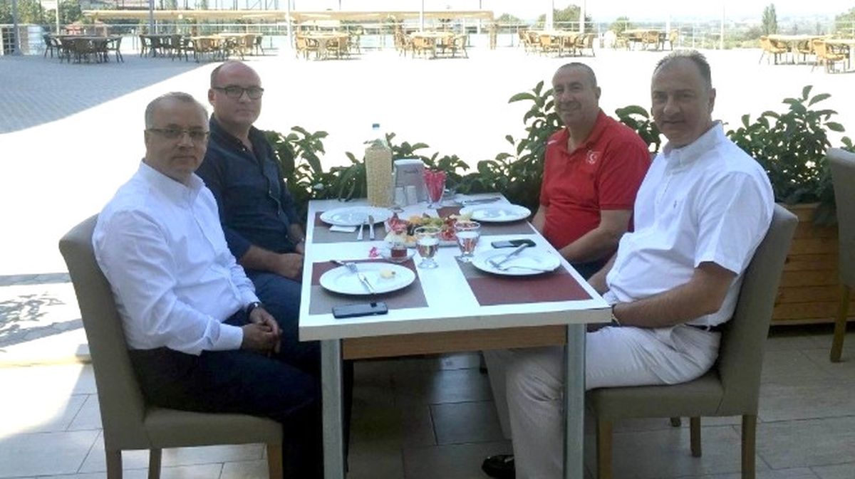 Tvf Başkanı Mutlugil Salihli\'yi Övdü