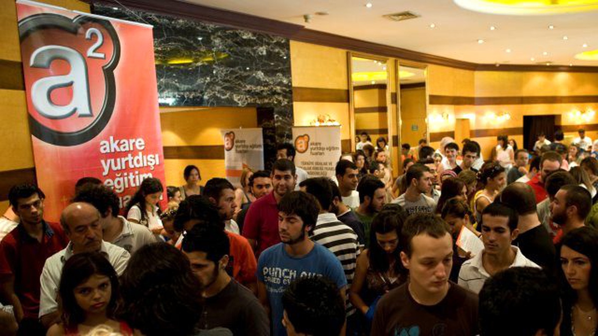 Ülkelerin cazip fırsatlarla öğrenci çekme yarışı sürüyor