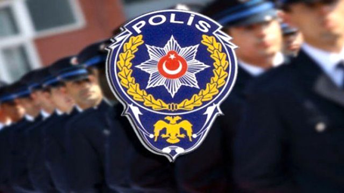 Uşak\'ta 19 Emniyet Personeline Uzaklaştırma