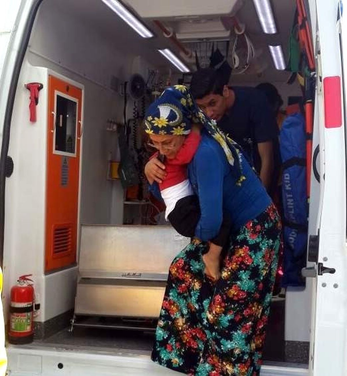 2.kattan Düşen Çocuk Yaralandı
