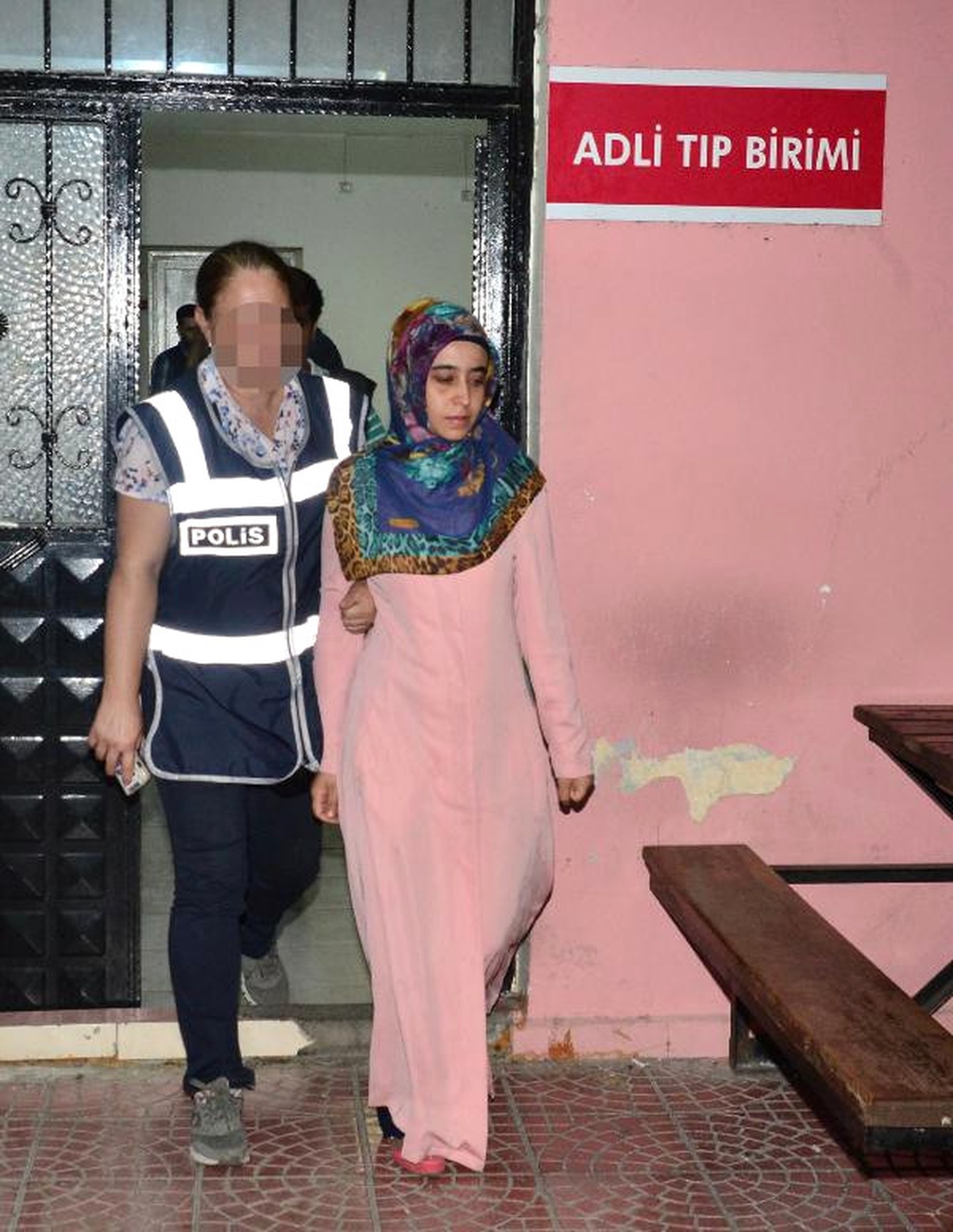 Adana\'da Fetö Operasyonu: 10 Gözaltı