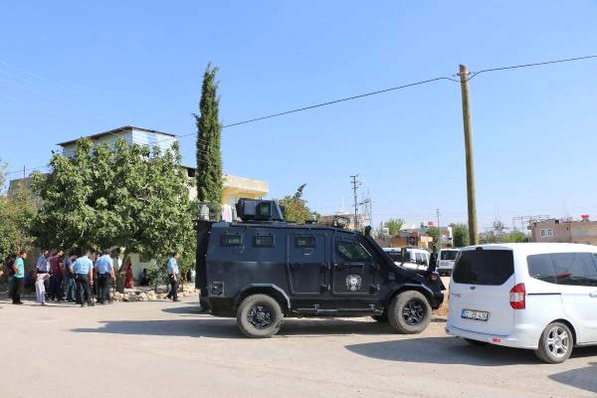 Adıyaman\'da Komşular Arasında Kavga: 4 Yaralı, 10 Gözaltı