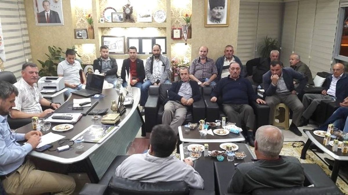 AK Parti Vezirhan Belde Teşkilatı İstişare Toplantısı Yaptı