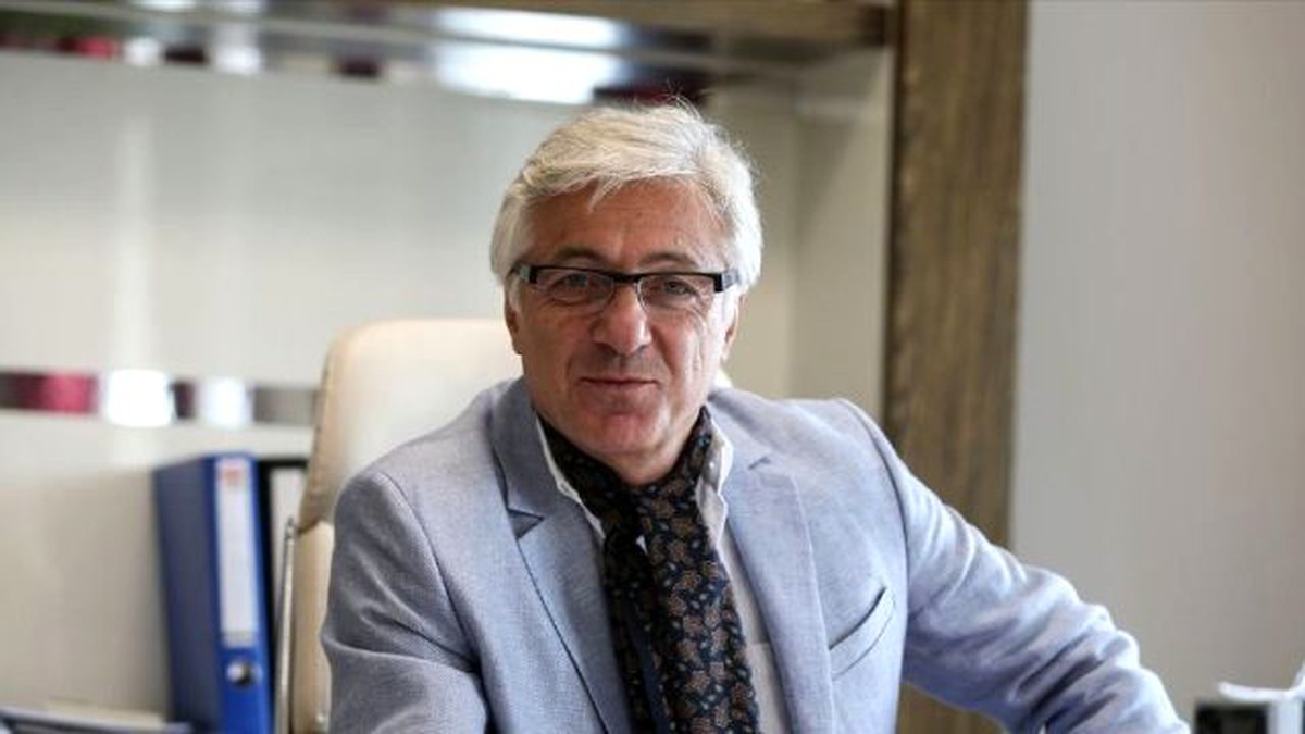 Akm\'nin Artık Yıkılması Gerekir"