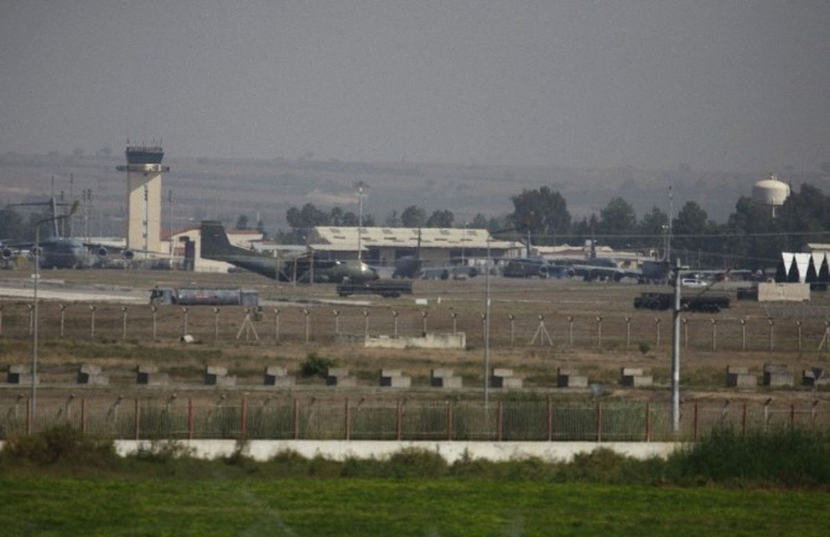 Alman Heyet İncirlik Üssü\'nde