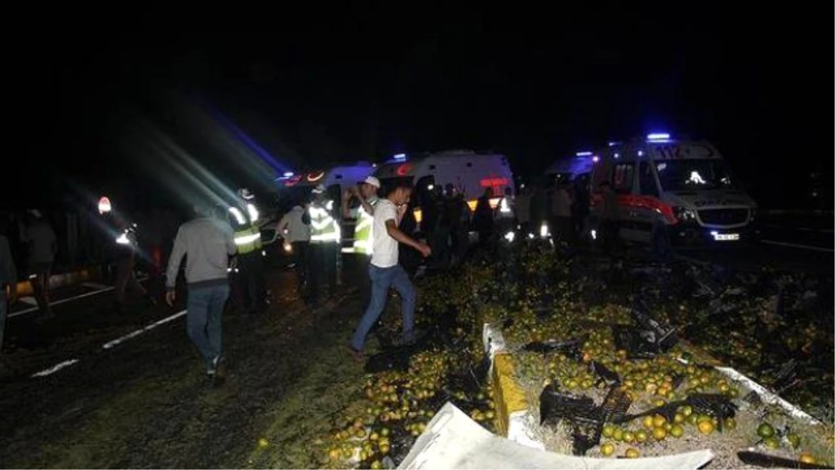 Ankara\'da Trafik Kazası: 1\'i Ağır 24 Yaralı