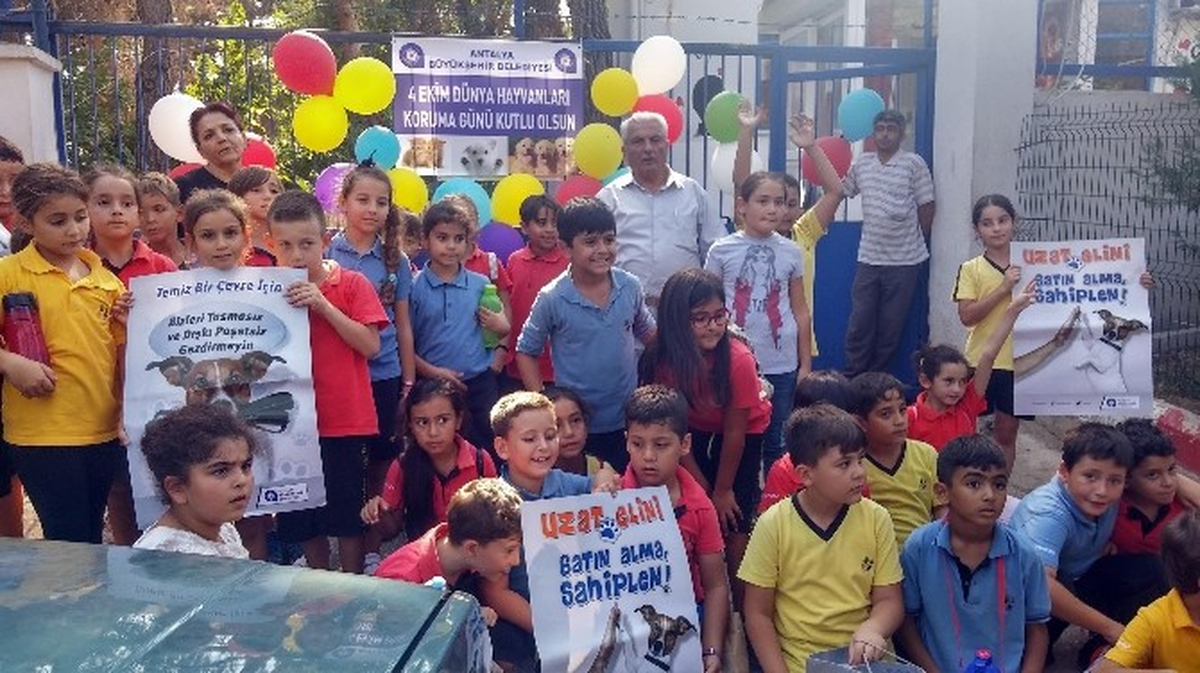 Antalya Büyükşehir\'den, \'Hayvanları Koruma Günü\' Etkinliği