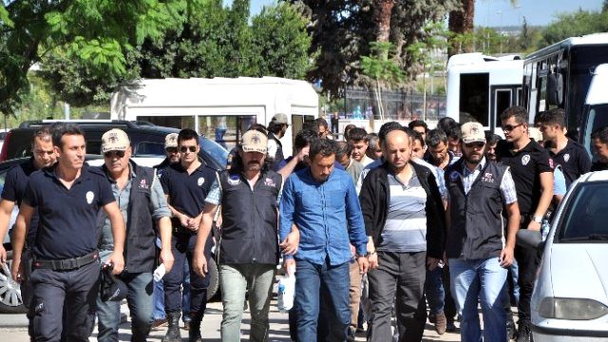 Antalya\'da Bylock Soruşturmasına 48 Tutuklama