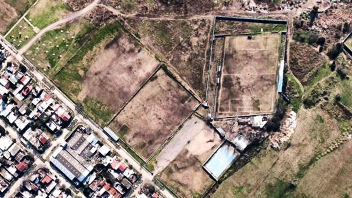 Arjantin'de Stadın Yamukluğunu 30 Yıl Fark Etmediler