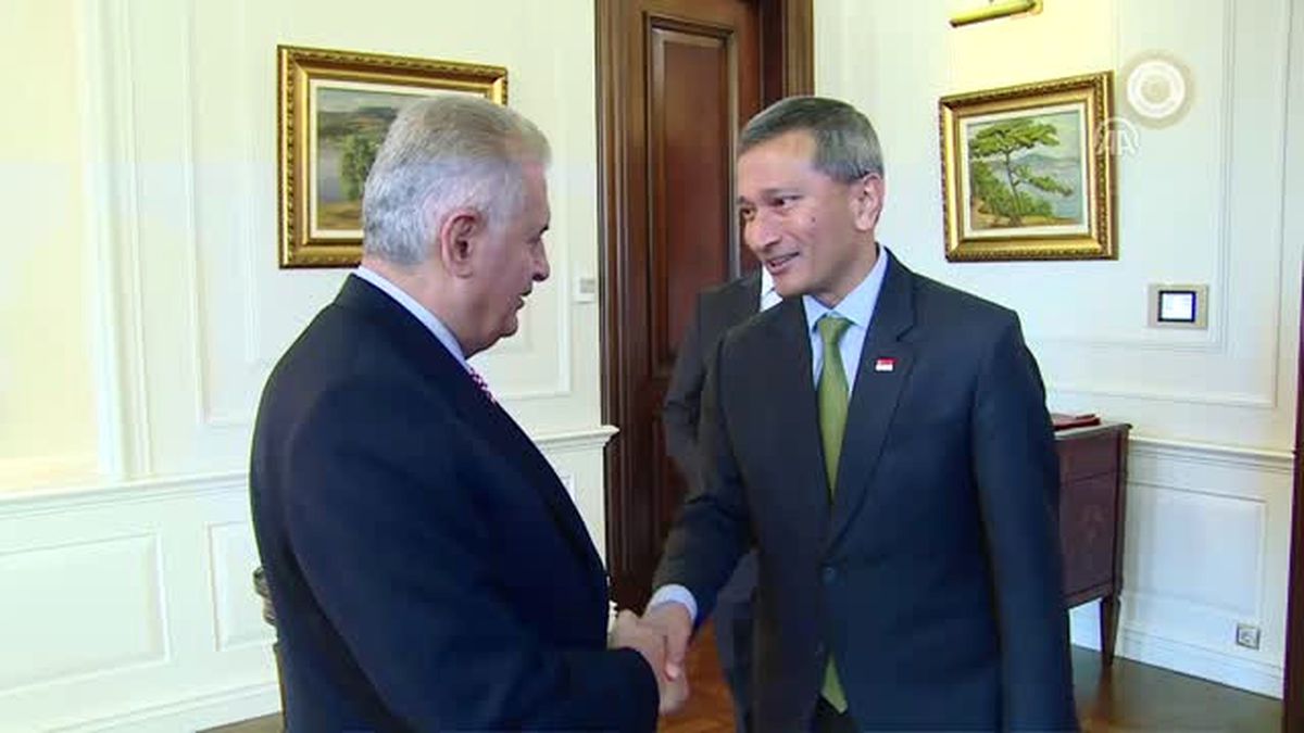 Başbakan Yıldırım, Singapur Dışişleri Bakanı Balakrishnan\'ı Kabul Etti