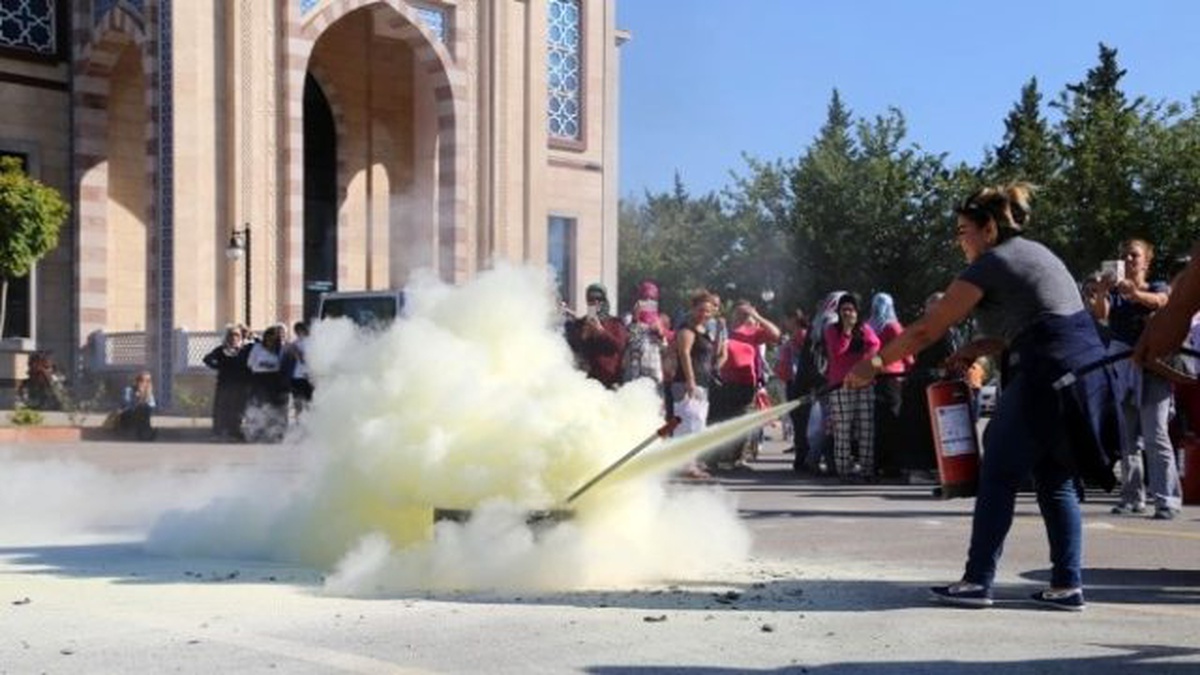 Belediye Personeline Afet Bilinci ve Yangın Eğitimi Verildi