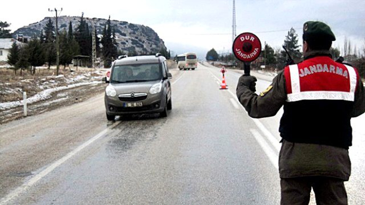 Bolu Dağı\'nda Kaçakçılara Geçit Verilmedi
