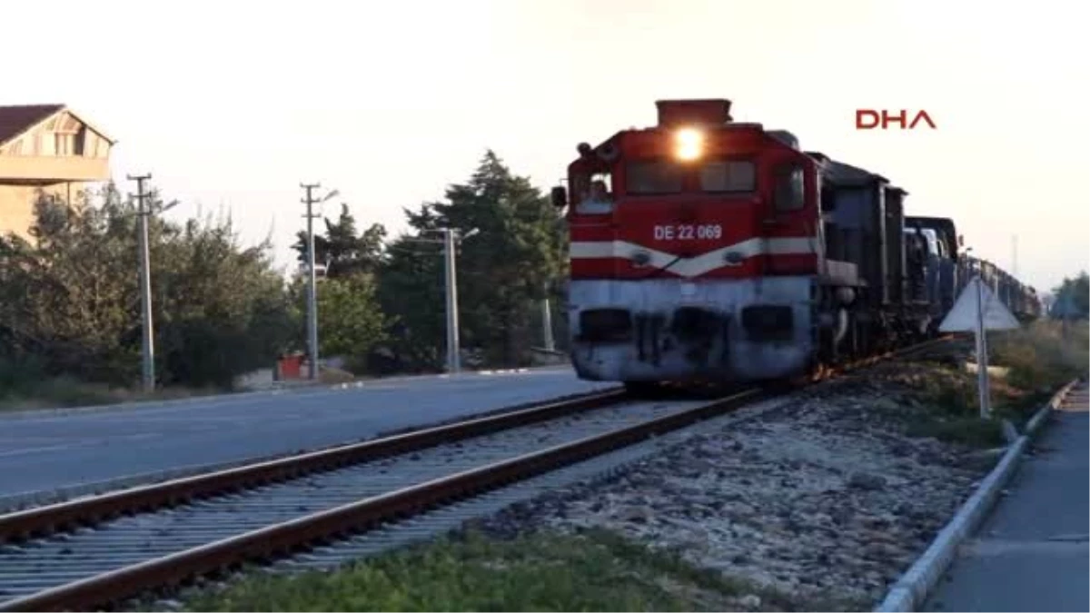 Burdur Etimesgut'taki Zırhlı Birlikler Burdur'a Gelmeye Başladı