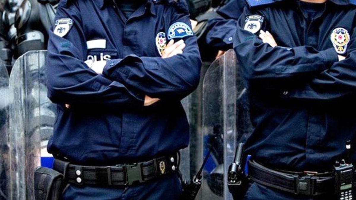 Edremit\'te Fetö\'cü 6 Polis Açığa Alındı