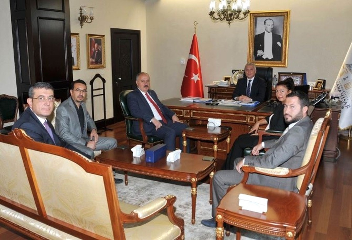 Emirdağ Ticaret ve Sanayi Odası\'ndan Vali Yıldırım\'a Ziyaret