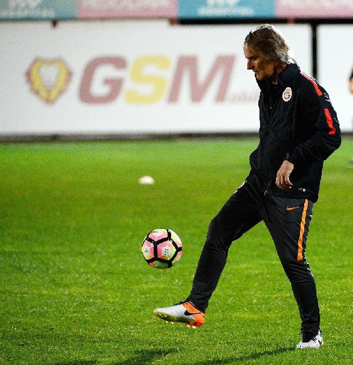 Galatasaray\'da Gençlerbirliği Maçı Hazırlıkları Başladı