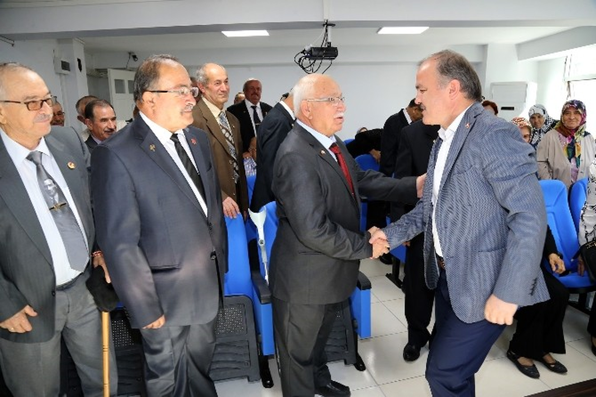 Gazilerden Başkan Gürlesin\'e Teşekkür Ziyareti