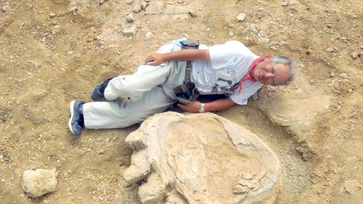 Gobi Çölü'nde Dev Dinozor Ayak İzi Bulundu