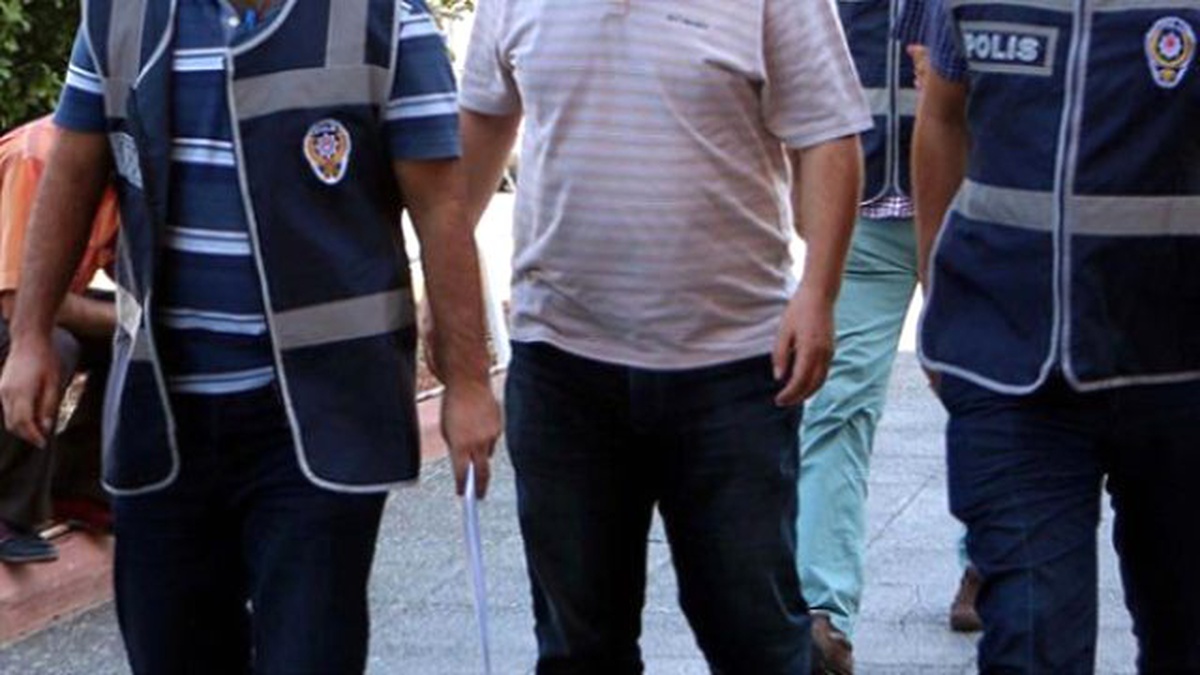 Gözaltına Alınan Adliye Çalışanları Sağlık Kontrolünden Geçirildi