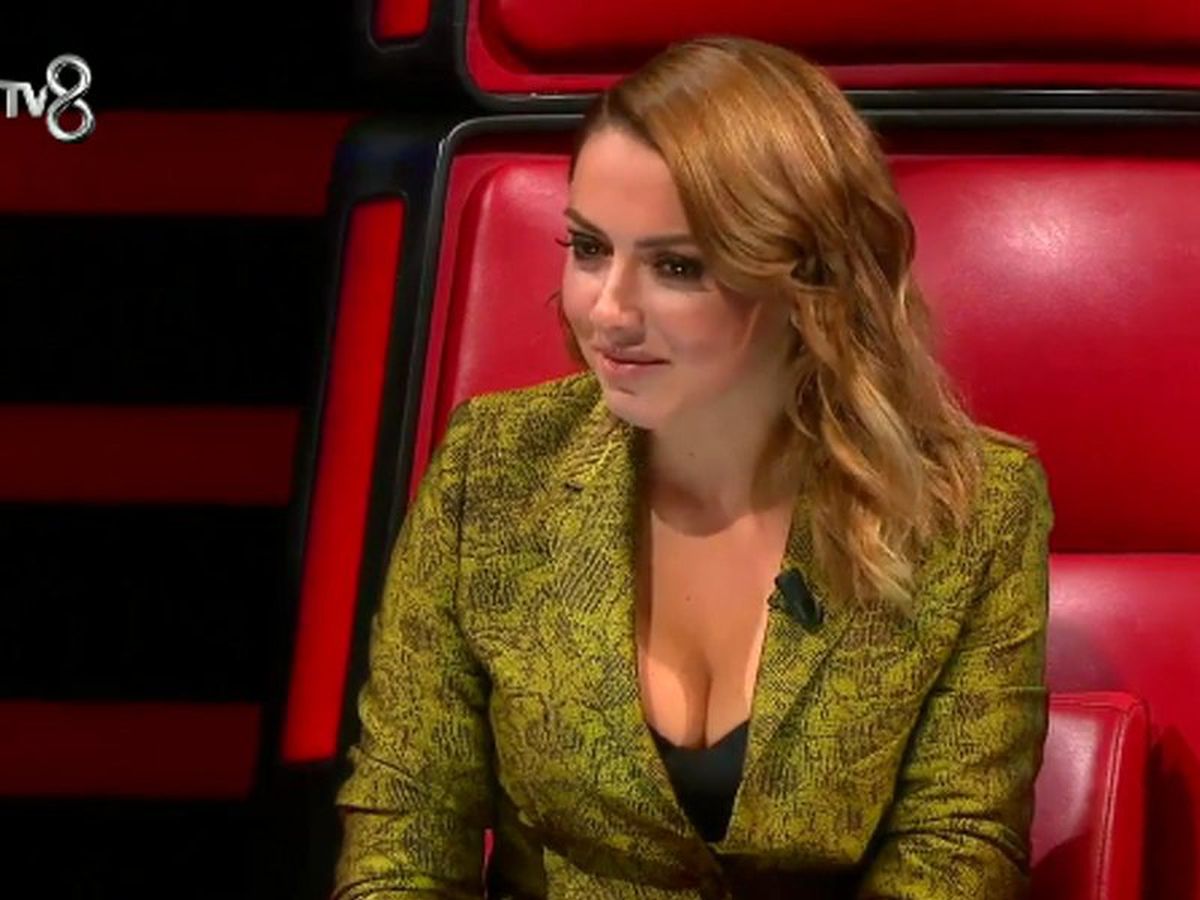 Hadise İlk Kez Arabesk Söyleyecek!