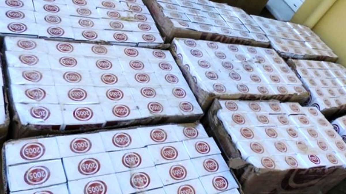 İzmir\'de Kaçakçılık Operasyonları